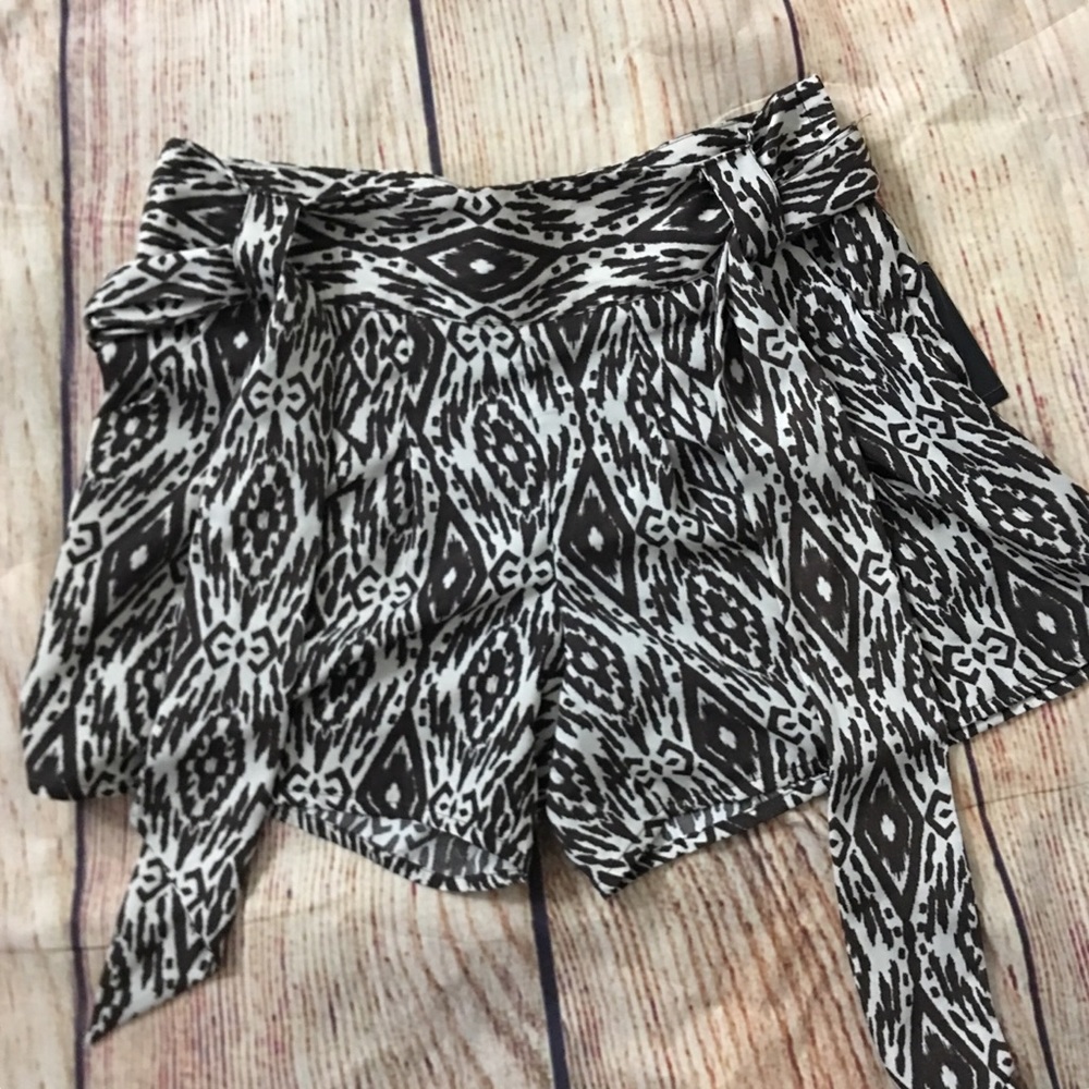 BCX shorts